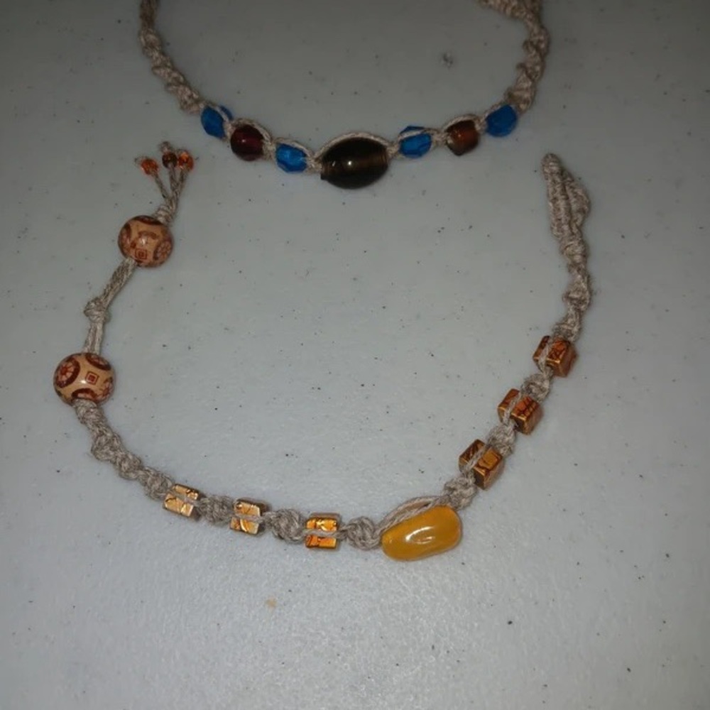 Handmade Neutral Hemp Anklet with Amber and Gold Beads